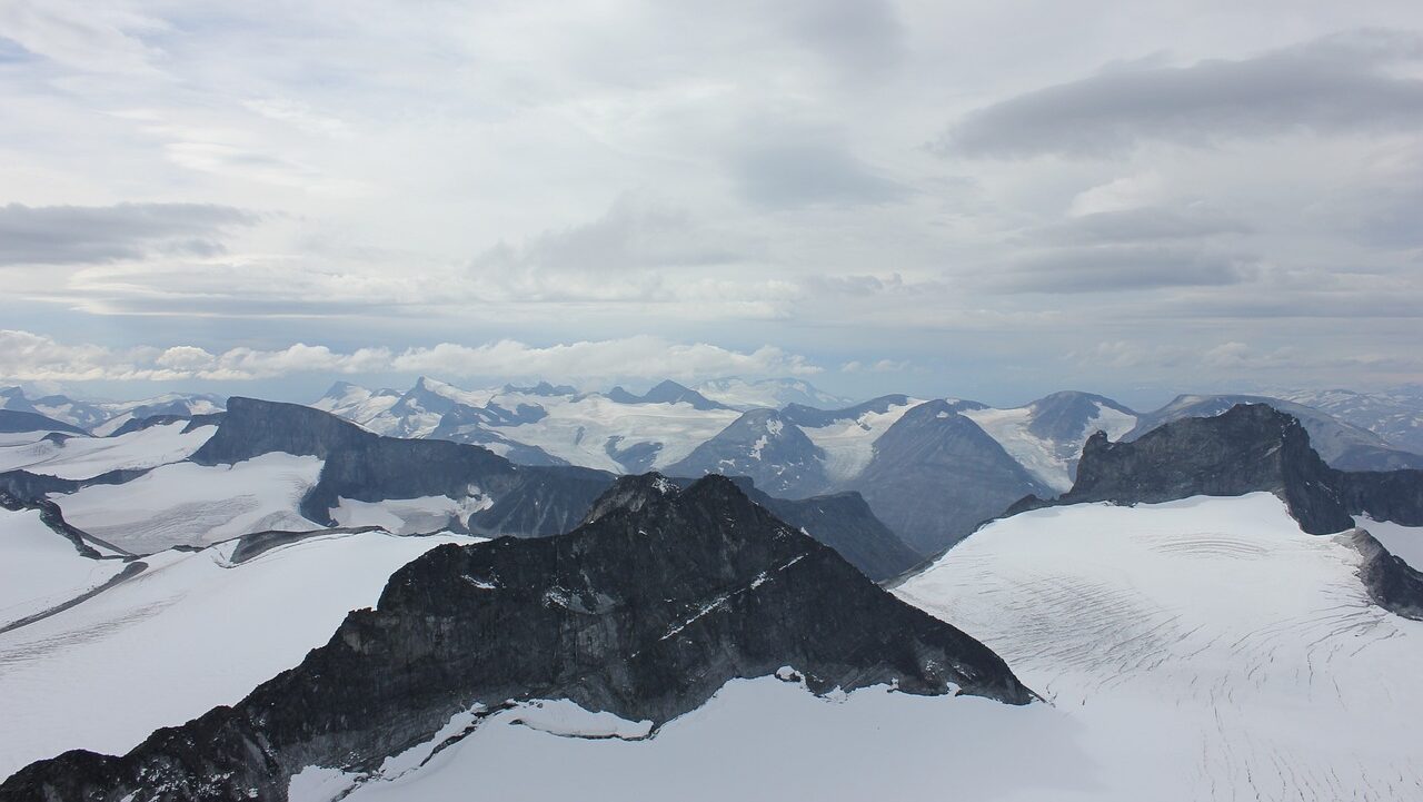 Jotunheimen Travel Guide